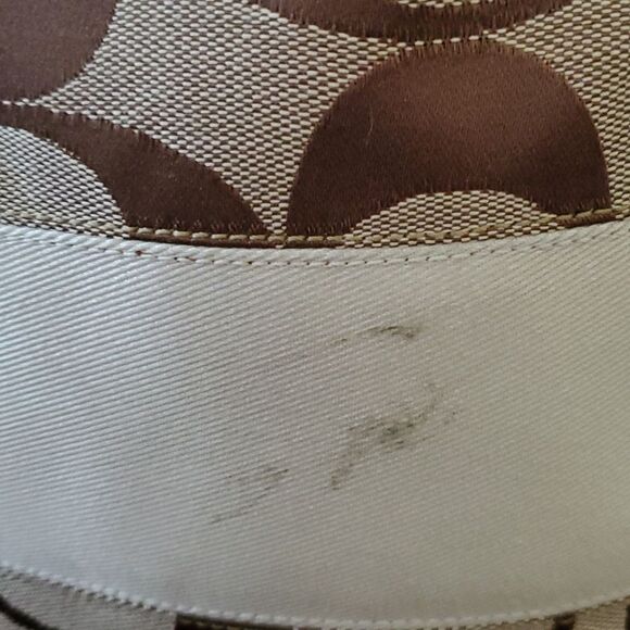 Authentic Vintage Coach logo purse - Picture 7 of 7